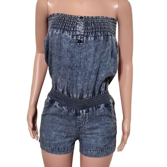 Women's sleeveless chambray smocked denim romper M - Picture 3 of 12